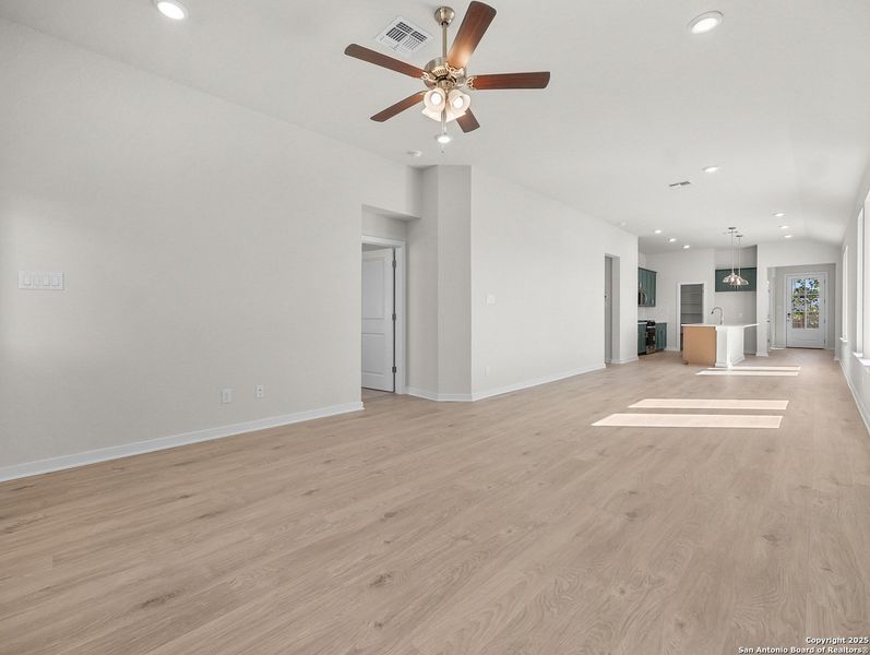 Spacious, unfurnished interior of a new home in Veranda: Classic, San Antonio (Image 14). Spacious, unfurnished interior of a new home in Veranda: Classic, San Antonio (Image 14).