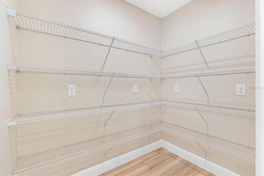 Spacious, unfurnished interior of a new home in , Bushnell (Image 20).