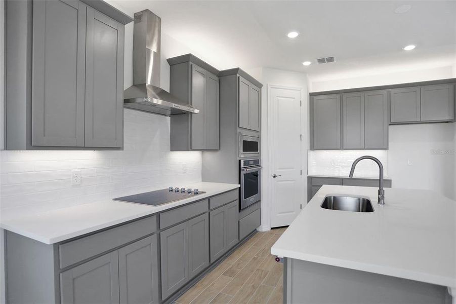Furnished interior view inside a new home in Turnleaf, Punta Gorda (Image 11).