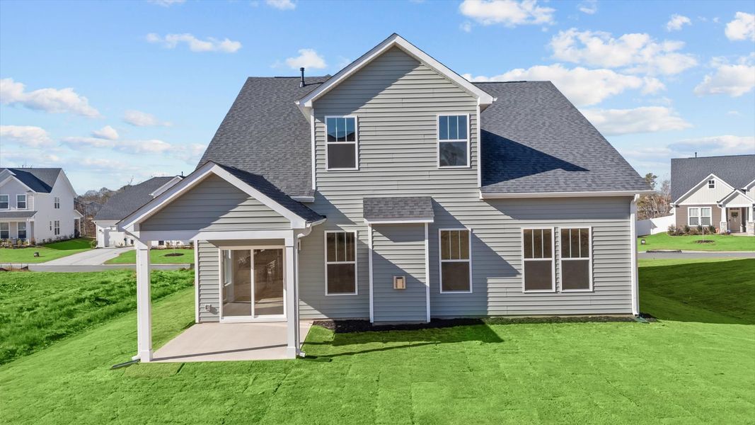 Exterior details and patio area of a home in Woodglen, Piedmont (Image 4).