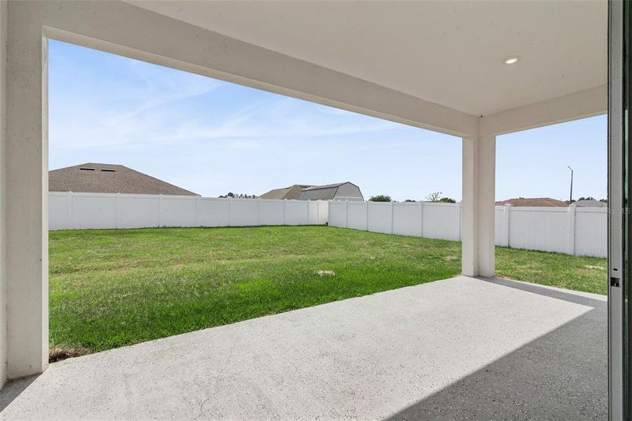 Exterior details and patio area of a home in , Belleview (Image 18).