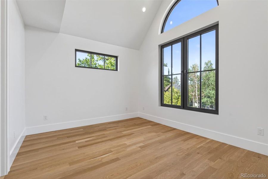 Spacious, unfurnished interior of a new home in , Denver (Image 22).