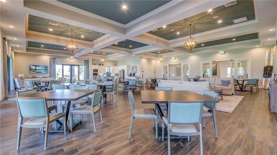 Community amenities in , Palmetto (Image 44).