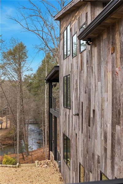 Exterior details and patio area of a home in , Blue Ridge (Image 26).