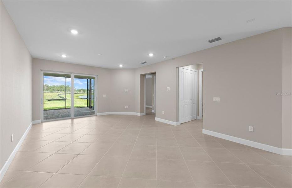 Spacious, unfurnished interior of a new home in BeachWalk by Manasota Key, Englewood (Image 24).