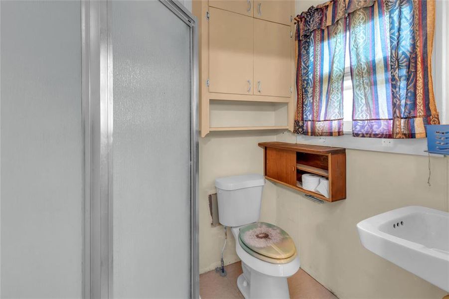 Furnished interior view inside a new home in , Coleman (Image 9).