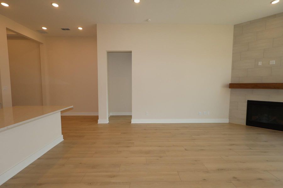 Spacious, unfurnished interior of a new home in Dunham Pointe, Cypress (Image 41). Spacious, unfurnished interior of a new home in Dunham Pointe, Cypress (Image 41).