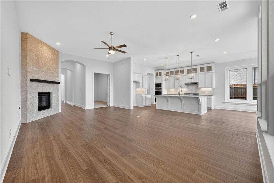 Spacious, unfurnished interior of a new home in Wildflower Ranch, Dish (Image 14).