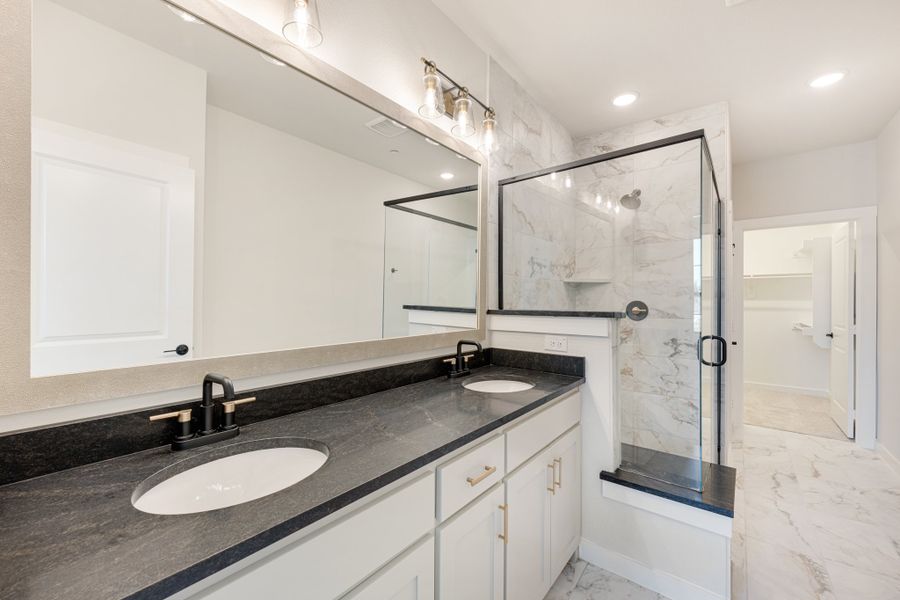 Furnished interior view inside a new home in Woodbridge Villas, Wylie (Image 33).