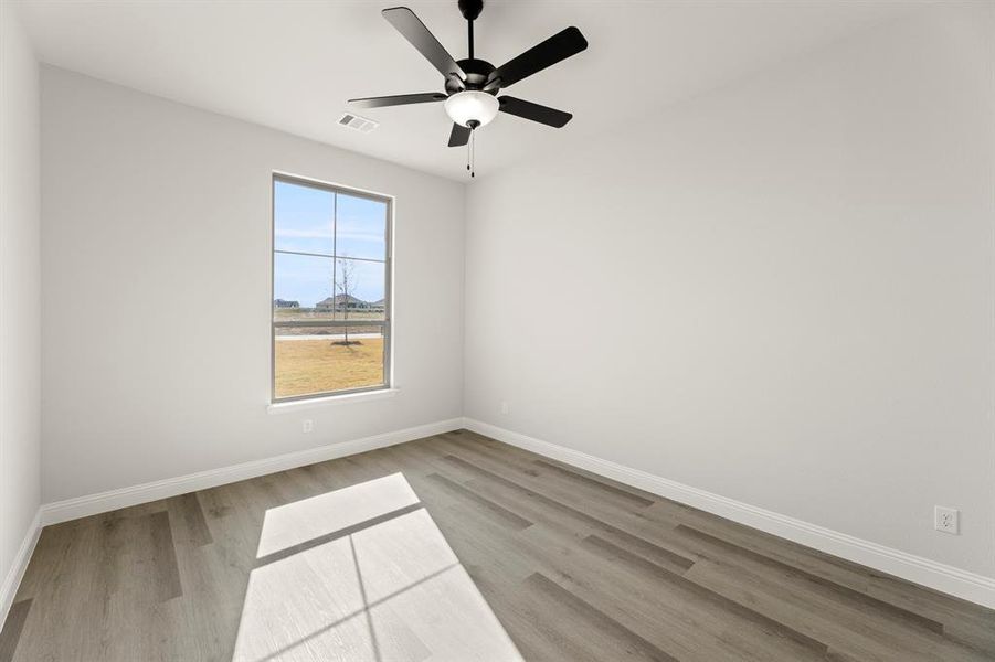 04. 6625 Emerson - Study