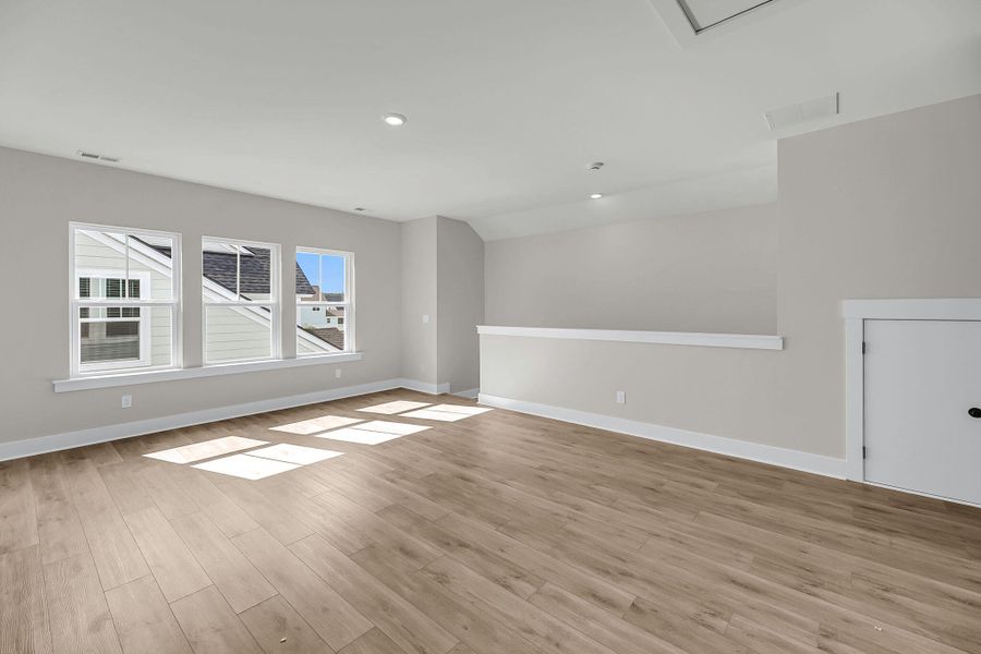 Spacious, unfurnished interior of a new home in Nexton – Midtown – The Garden Collection, Summerville (Image 17).