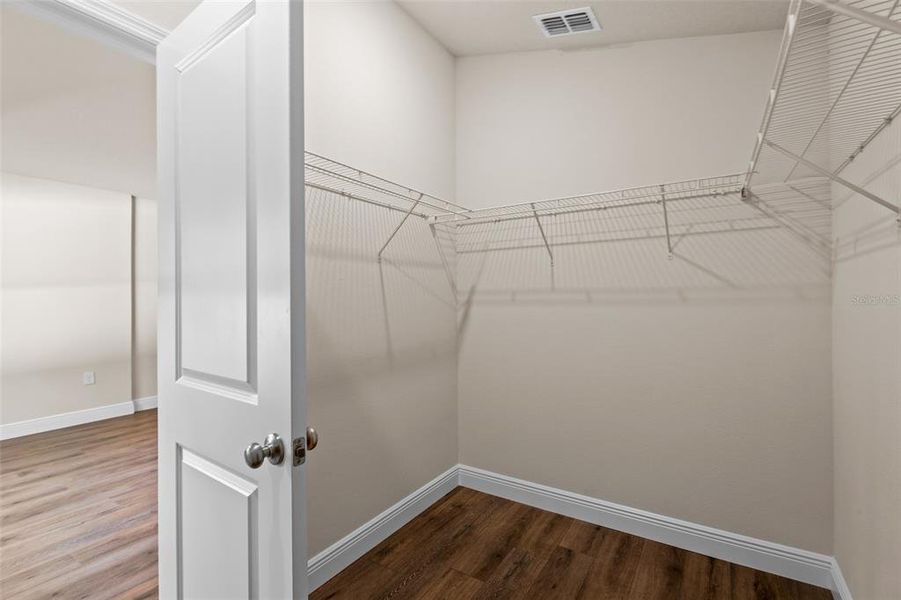 Spacious, unfurnished interior of a new home in SummerCrest, Ocala (Image 35).