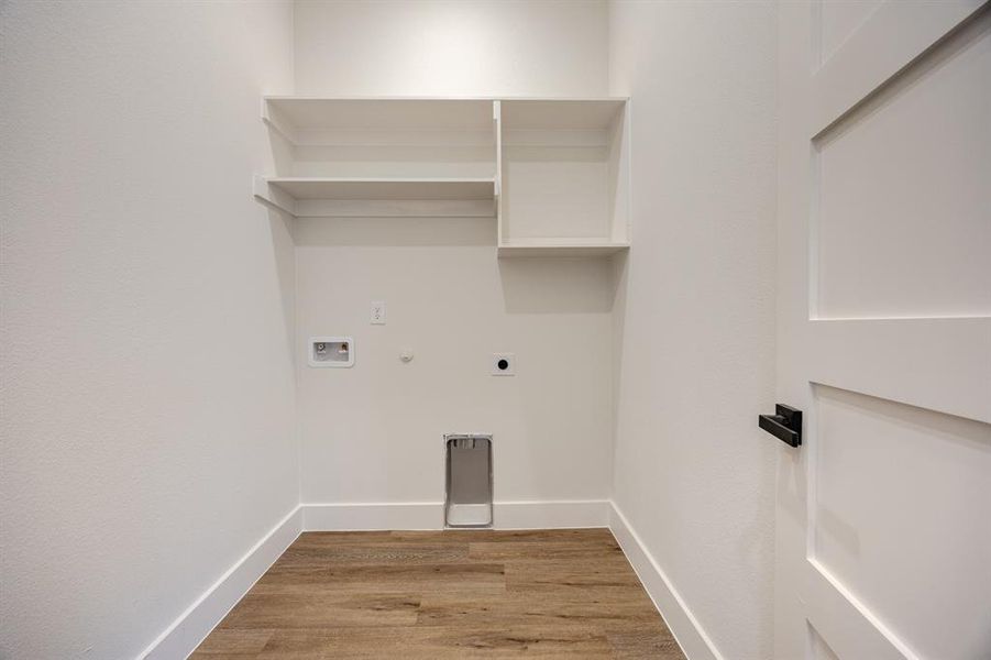 Spacious, unfurnished interior of a new home in , Fort Worth (Image 23).