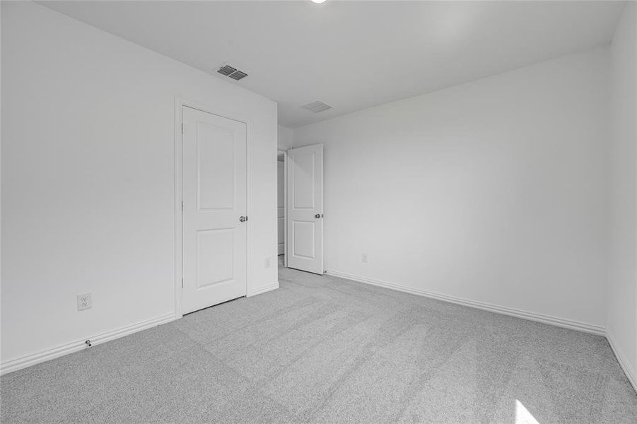 Spacious, unfurnished interior of a new home in River Ridge, Crandall (Image 27).