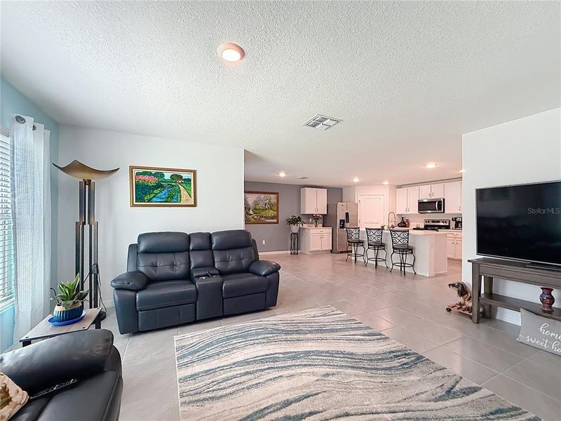 Furnished interior view inside a new home in Huntington Ridge, Ocala (Image 4).