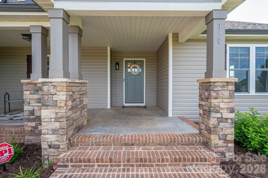 Exterior details and patio area of a home in , Lincolnton (Image 24).