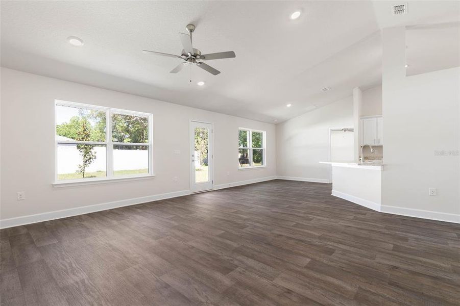 Spacious, unfurnished interior of a new home in Palm Coast, Palm Coast (Image 19).