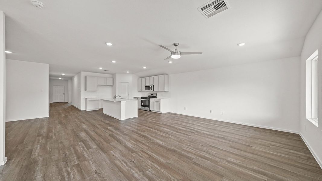 Representative unfurnished interior of a home built from the Harris by D.R. Horton in Cypress Green, Hockley (Image 12). Representative unfurnished interior of a home built from the Harris by D.R. Horton in Cypress Green, Hockley (Image 12).