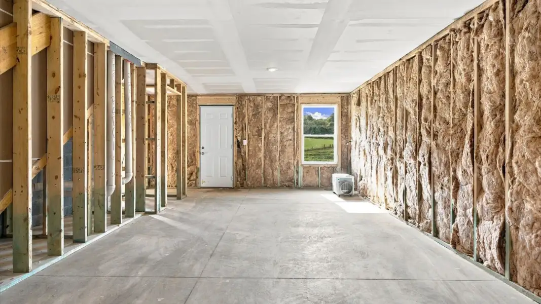 Construction in progress for homes built from the Glendale by D.R. Horton in Belhaven, Knoxville, TN (Image 40).