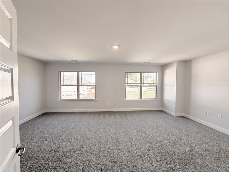 Spacious, unfurnished interior of a new home in Magnolia Villas, Cornelia (Image 19).
