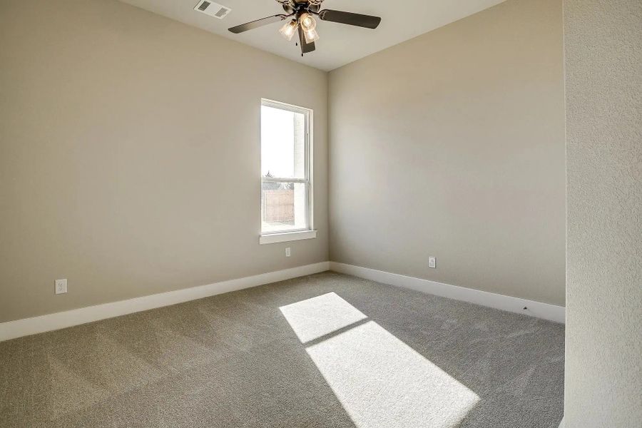 Representative unfurnished interior of a home built from the The Colin by Elmwood Custom Homes in Aledo Heights, Aledo (Image 36).