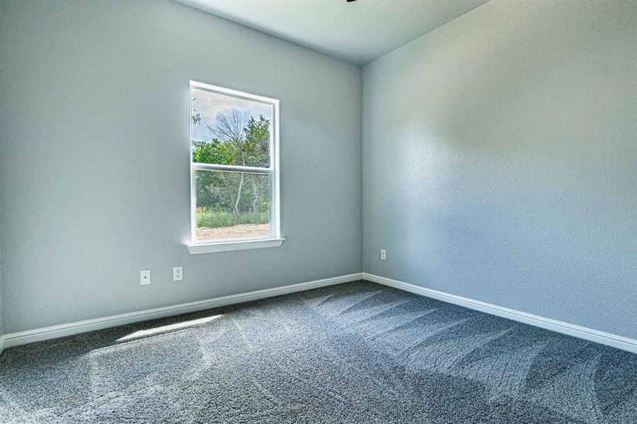 Spacious, unfurnished interior of a new home in , Granbury (Image 27).