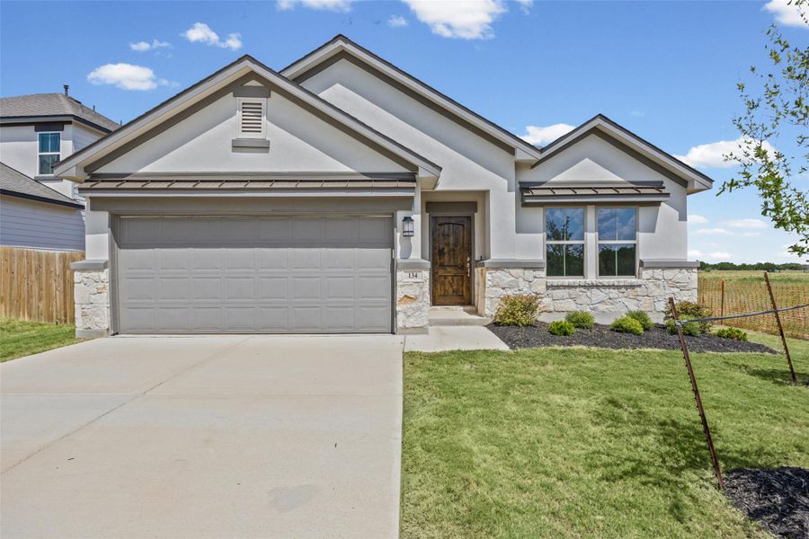 Welcome 134 Arena Dr in Liberty Hill! Welcome 134 Arena Dr in Liberty Hill!