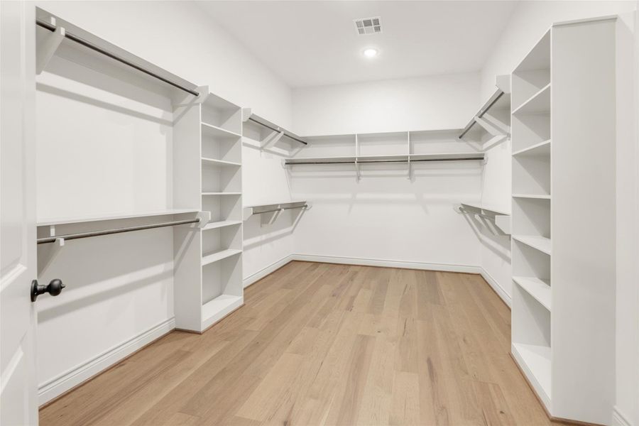 Spacious, unfurnished interior of a new home in , College Station (Image 32). Spacious, unfurnished interior of a new home in , College Station (Image 32).