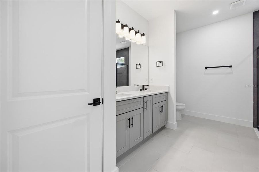 Furnished interior view inside a new home in , Ocala (Image 7).