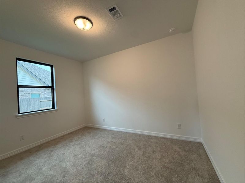 Spacious, unfurnished interior of a new home in Brookewater, Rosenberg (Image 12).