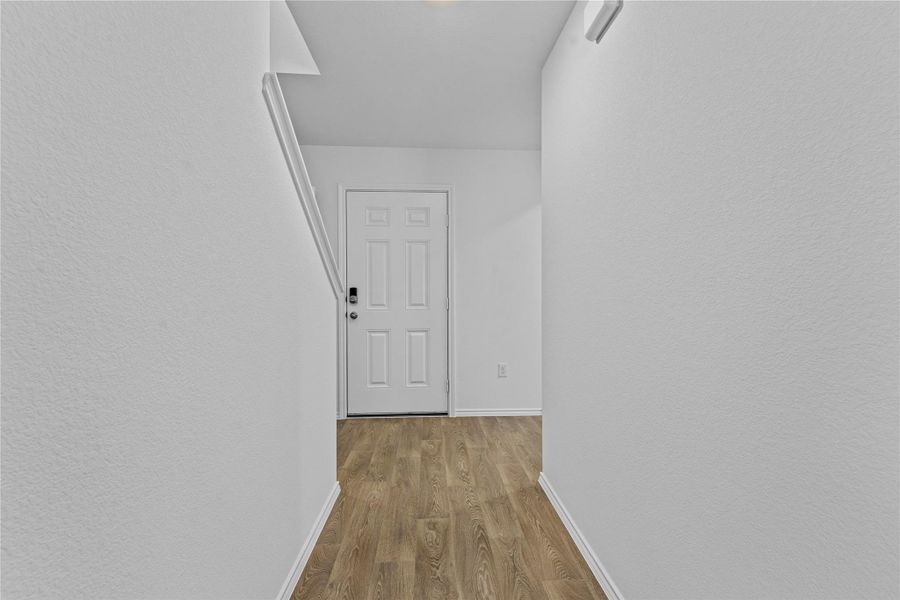 Spacious, unfurnished interior of a new home in Prairie Lakes, Buda (Image 11).