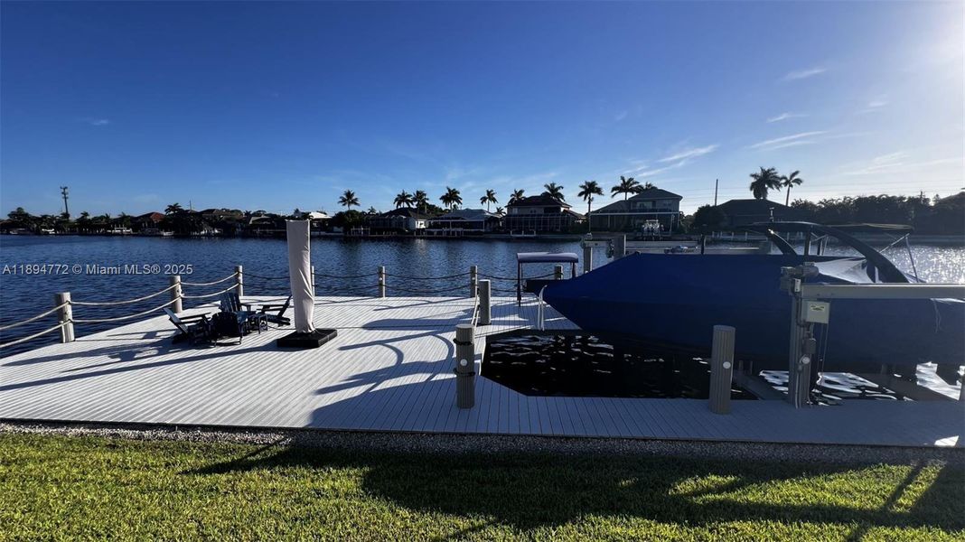 Community amenities in , Marco Island (Image 26).