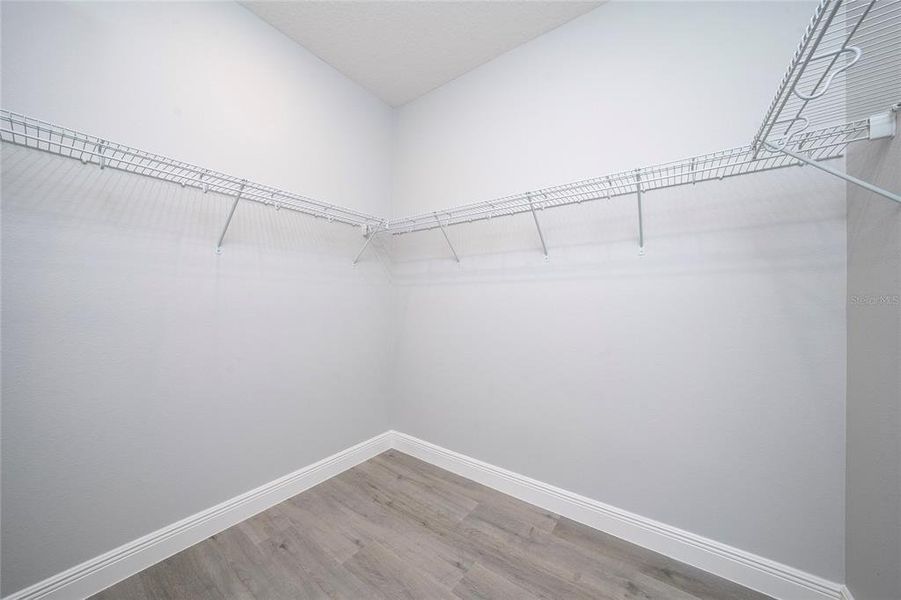 Spacious, unfurnished interior of a new home in , St. Cloud (Image 30).