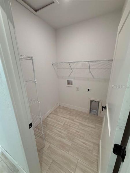 Spacious, unfurnished interior of a new home in West Oak, Ocala (Image 4). Spacious, unfurnished interior of a new home in West Oak, Ocala (Image 4).