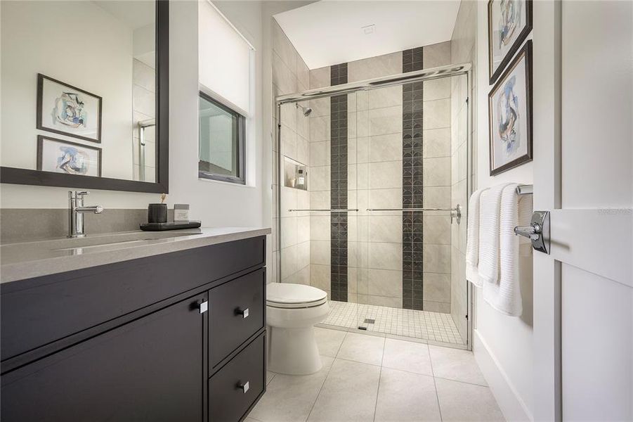 Furnished interior view inside a new home in , Ocala (Image 6).