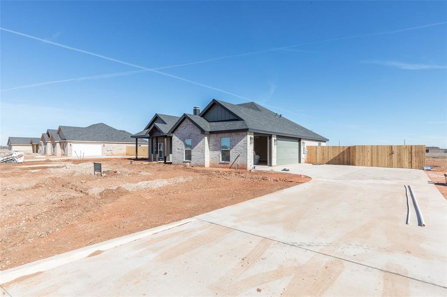 Image 38 of a home in .