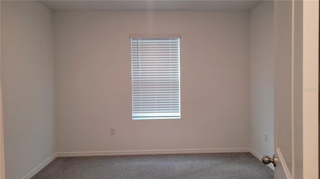 Spacious, unfurnished interior of a new home in Northwater at Two Rivers, Zephyrhills (Image 8).