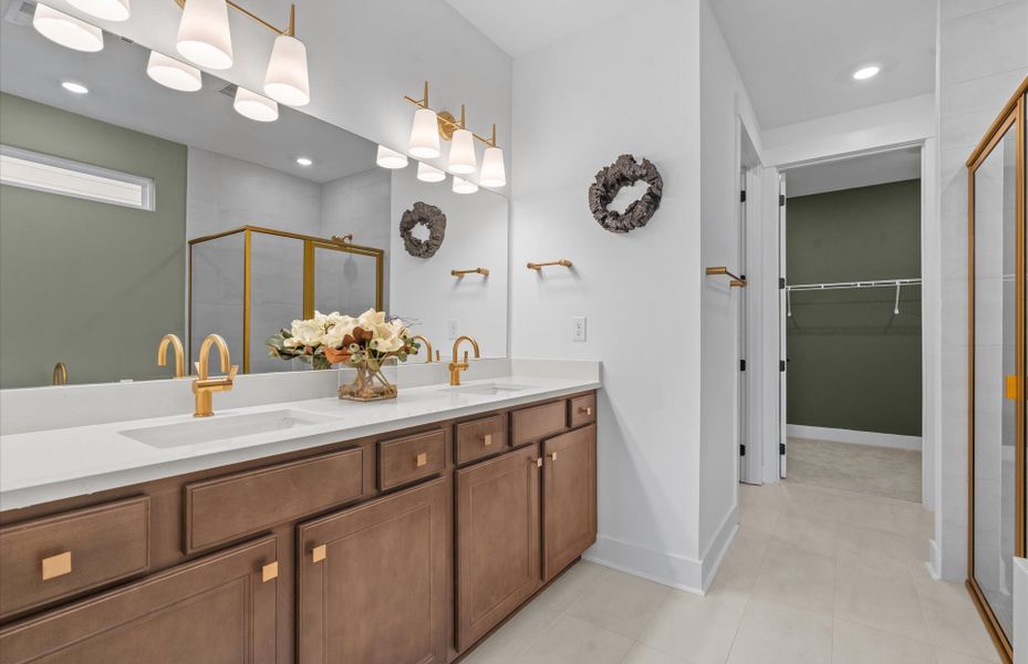 Representative furnished interior of a home built from the Mystique by Del Webb in Del Webb Southern Oaks, Newnan (Image 16).