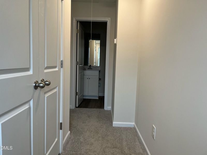 Lot 52 (01_23_26) (2nd Floor Hall)