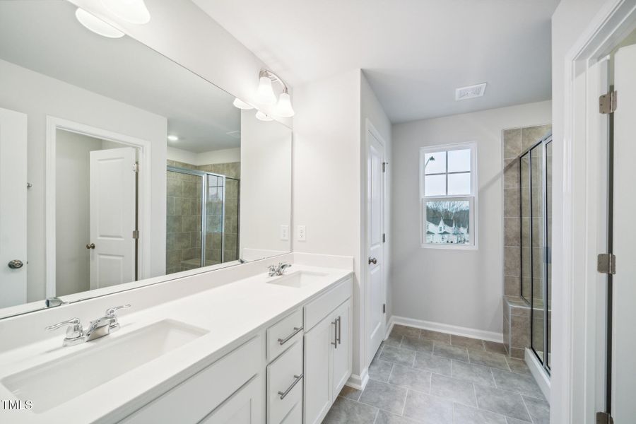 SUN_HarlowePoint_Pic_Spencer_12