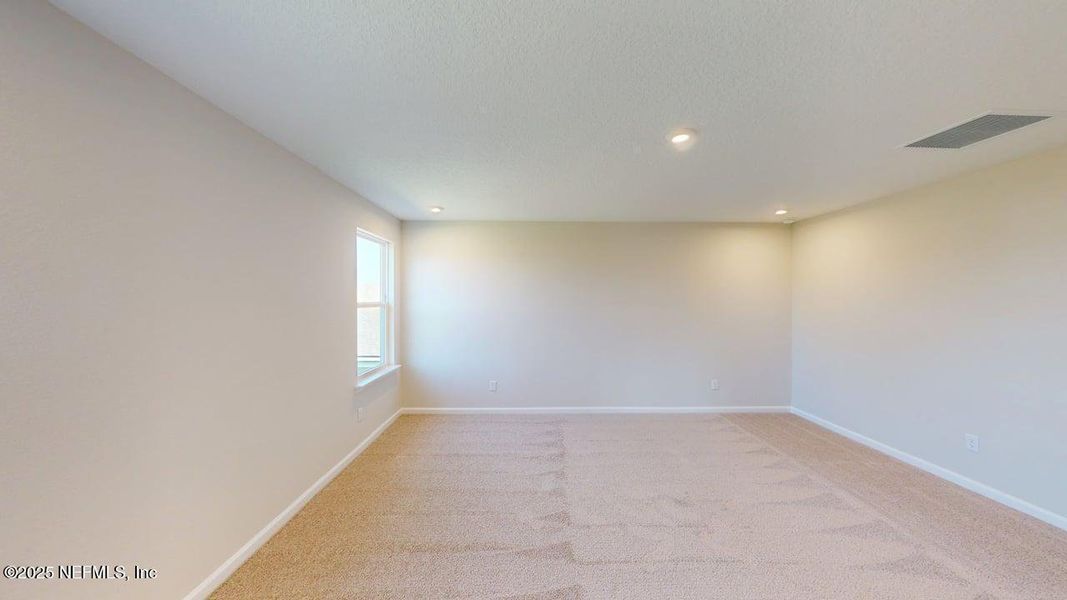 Spacious, unfurnished interior of a new home in Lakes at Bella Lago, Green Cove Springs (Image 9). Spacious, unfurnished interior of a new home in Lakes at Bella Lago, Green Cove Springs (Image 9).