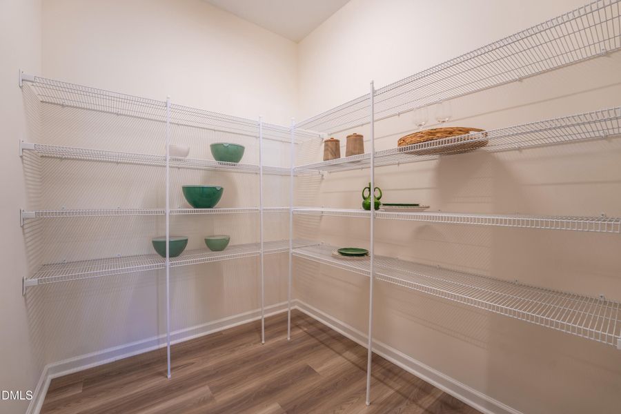 10 HHHunt Homes Maxwell - Kitchen Pantry