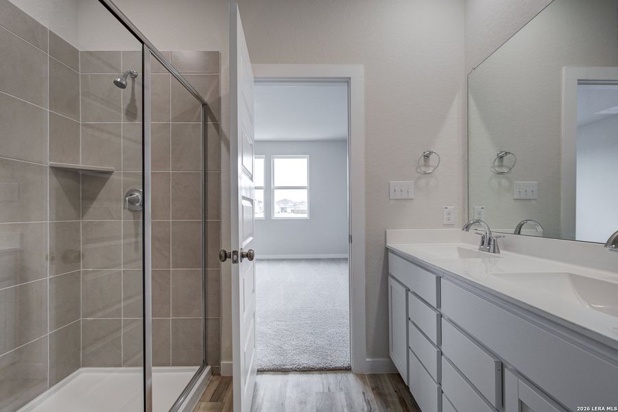 Furnished interior view inside a new home in Mesa Vista, San Antonio (Image 10).