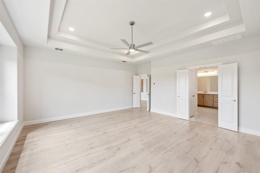 Spacious, unfurnished interior of a new home in Terracina, Rockwall (Image 29). Spacious, unfurnished interior of a new home in Terracina, Rockwall (Image 29).
