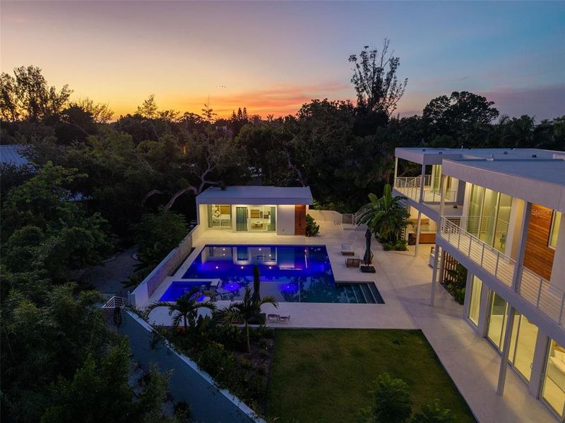 Exterior details and patio area of a home in , Sarasota (Image 34).