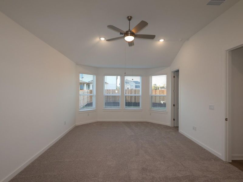 Spacious, unfurnished interior of a new home in Edgewood, Leander (Image 27). Spacious, unfurnished interior of a new home in Edgewood, Leander (Image 27).