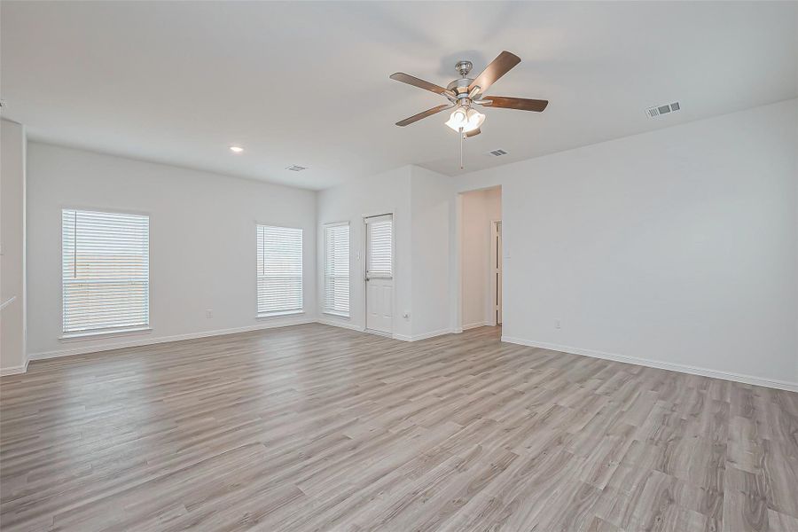 Spacious, unfurnished interior of a new home in Enclave at Willis, Willis (Image 20).