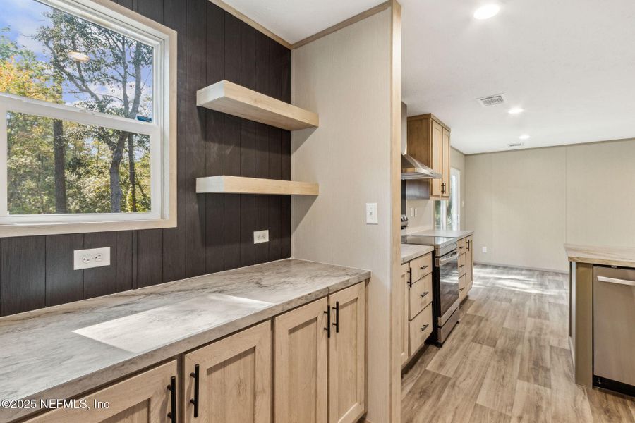 Furnished interior view inside a new home in , Yulee (Image 4).