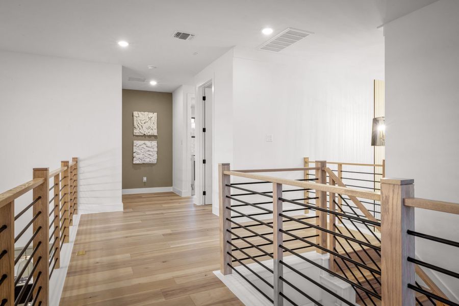 Representative unfurnished interior of a home built from the Gillett by Pulte Homes in Kuempel Farms, Pflugerville (Image 20).