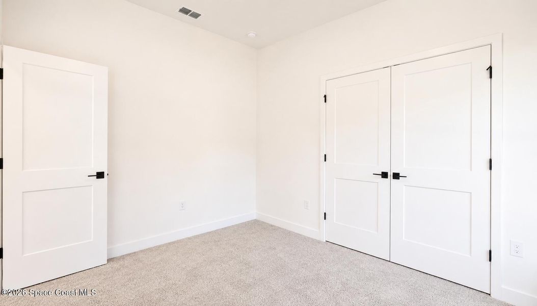 Spacious, unfurnished interior of a new home in Palm Bay, Palm Bay (Image 18).